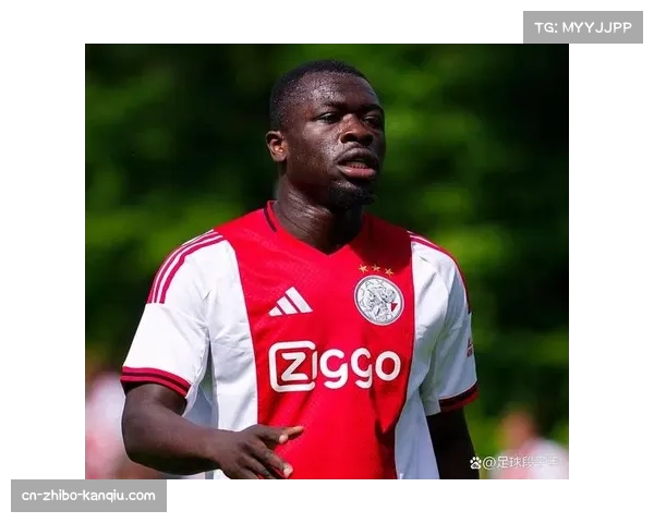 阿贾克斯前锋韦格霍斯特梅开二度助球队取胜射手榜排名大幅攀升