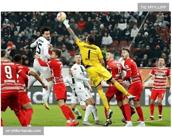 赫内斯传控进攻体系成熟 斯图加特中场三角传递破解密集防守